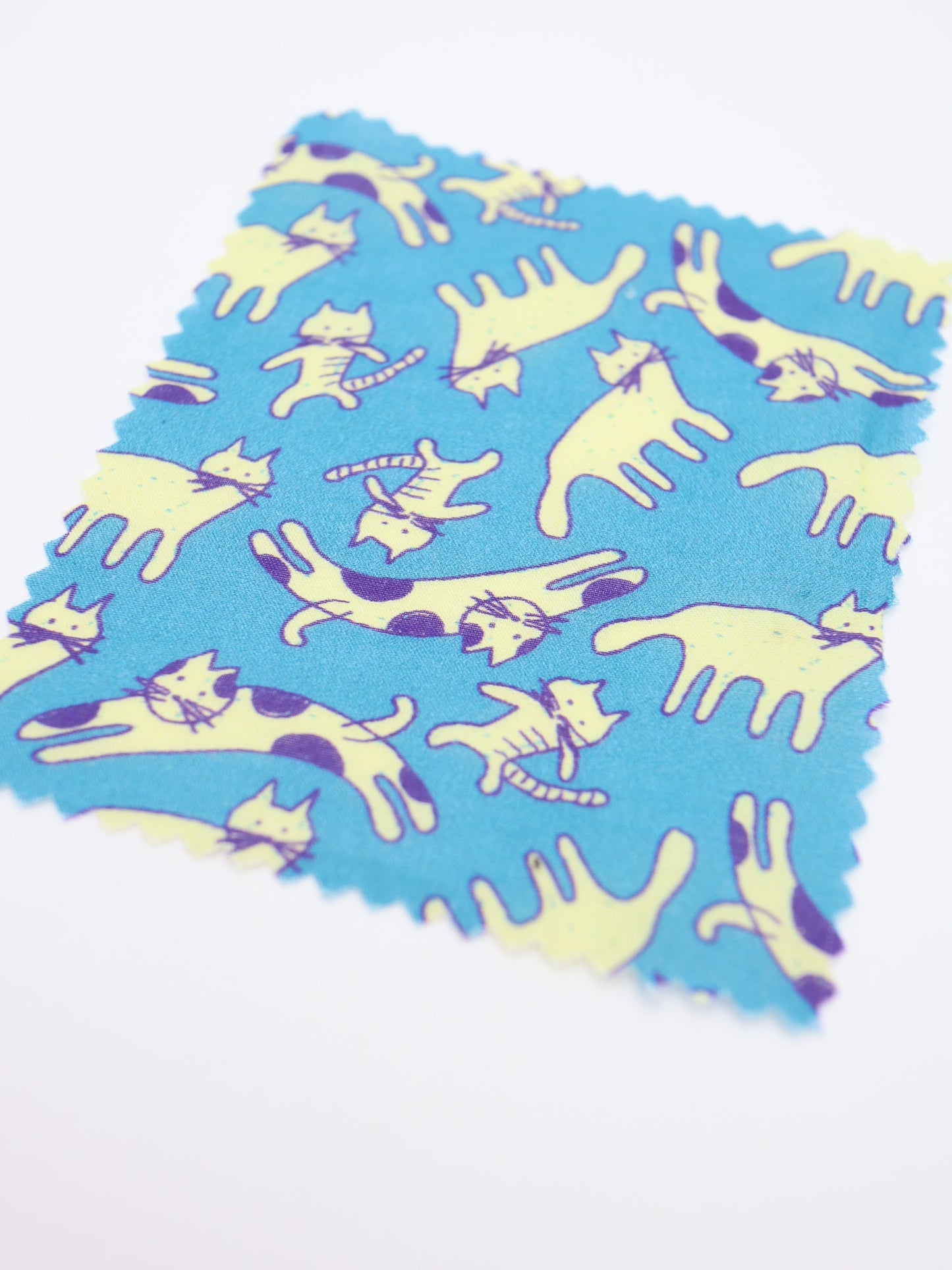 【25AW-050】猫村猫太さんプリント綿ローン　/0.5ｙあたり=～745円