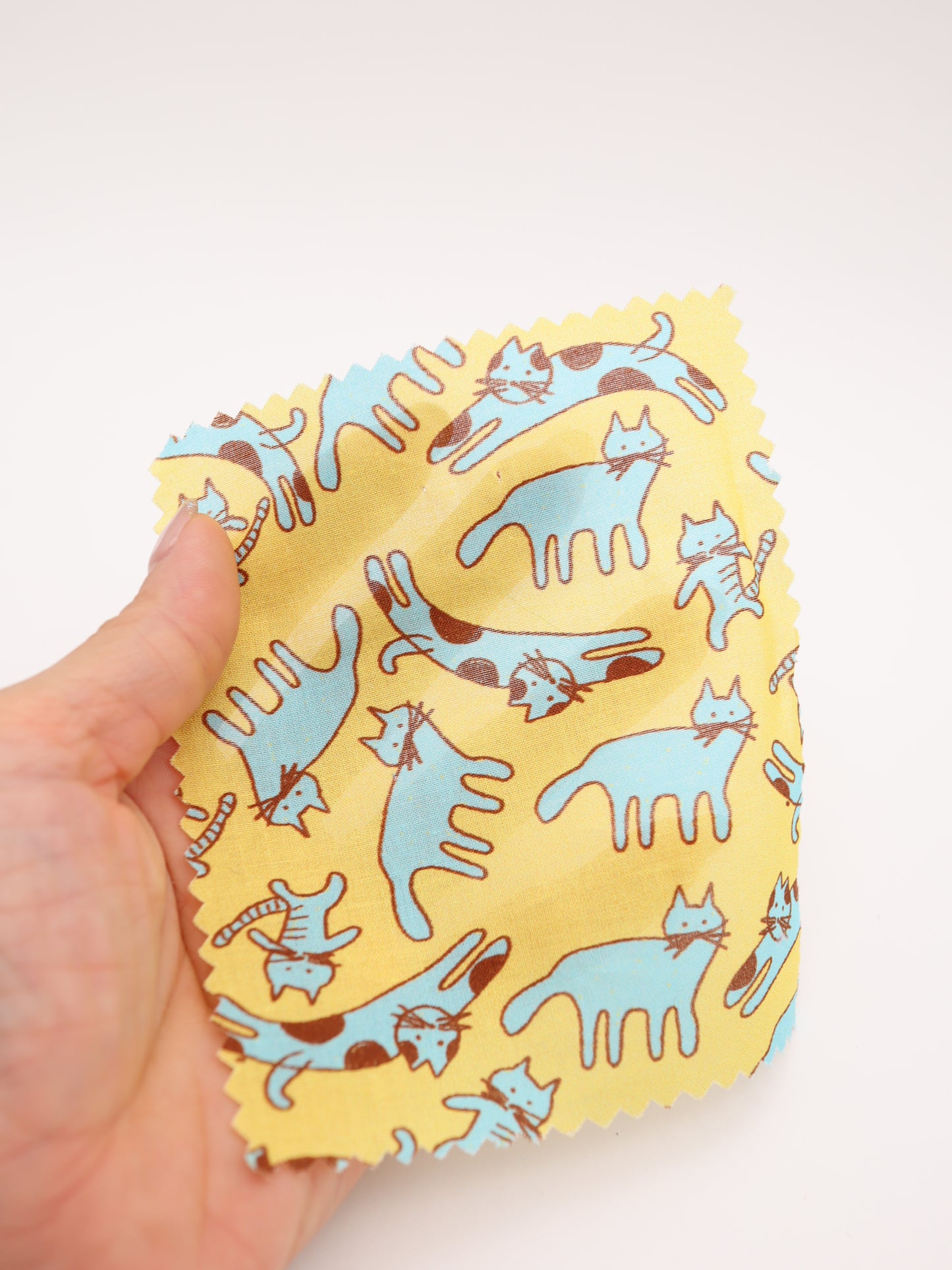 【25AW-050】猫村猫太さんプリント綿ローン　/0.5ｙあたり=～745円