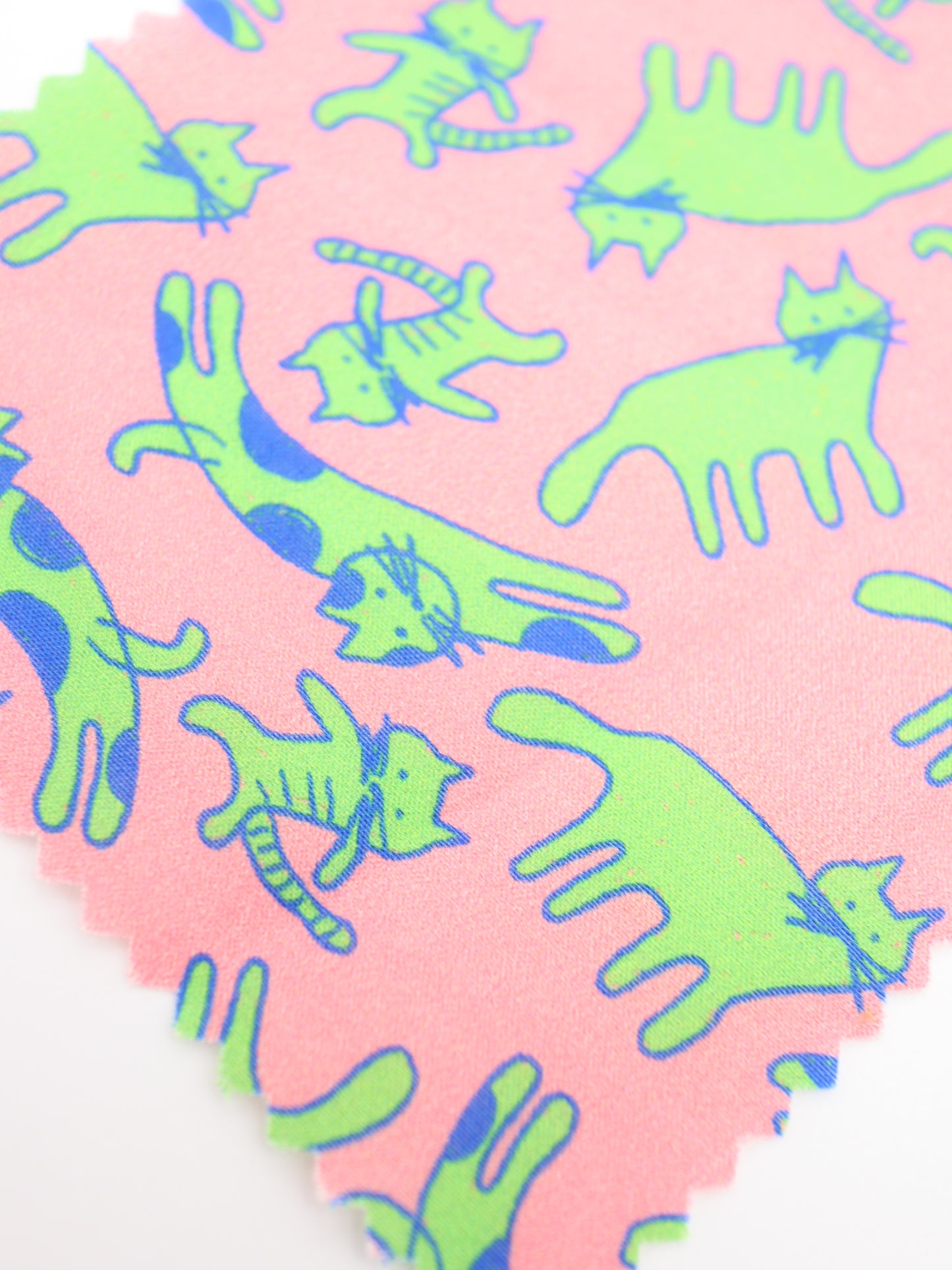 【25AW-050】猫村猫太さんプリント綿ローン　/0.5ｙあたり=～745円