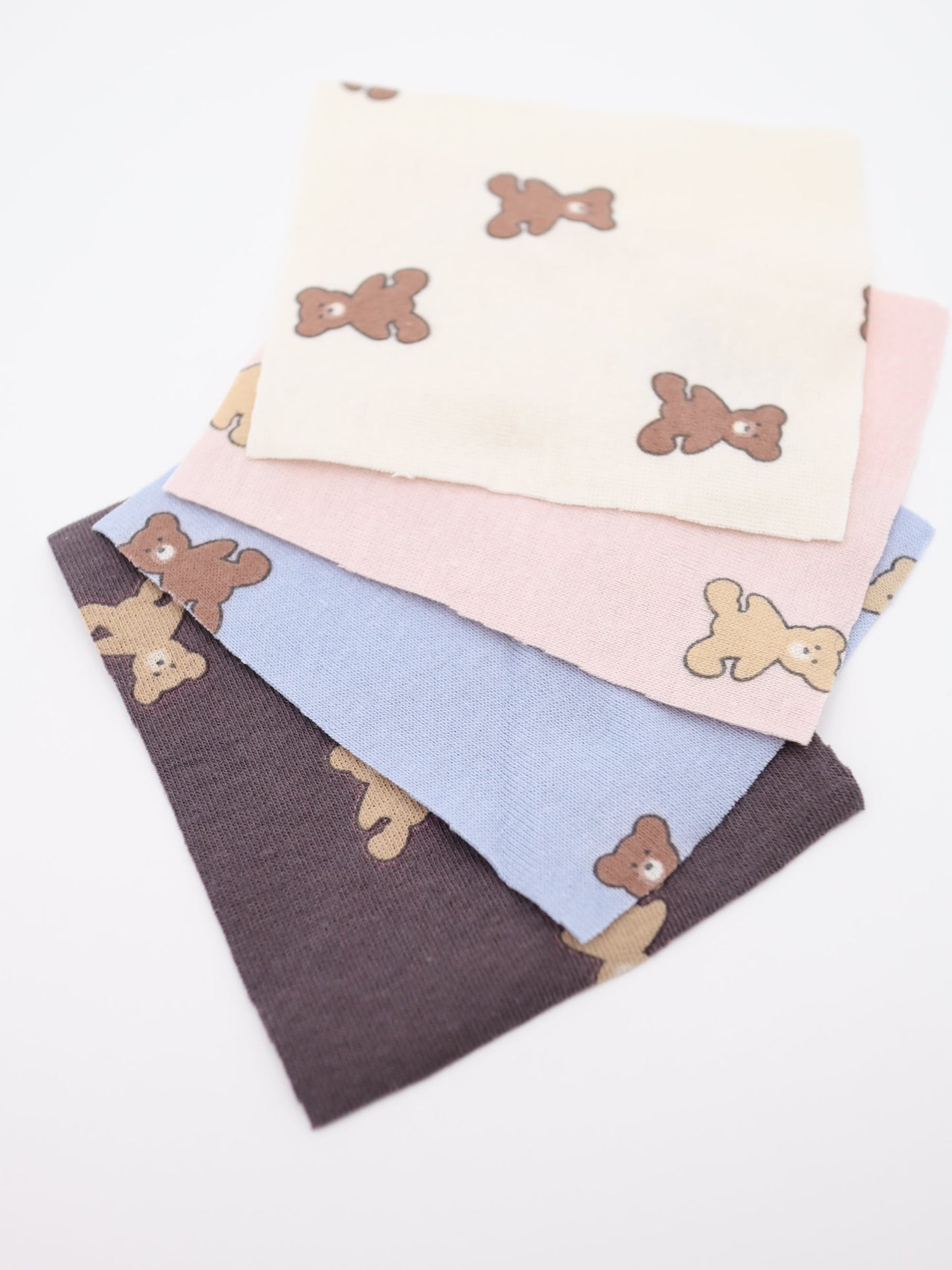 【25AW-052】クマちゃんプリントフライスニット　/0.5ｙあたり=～900円