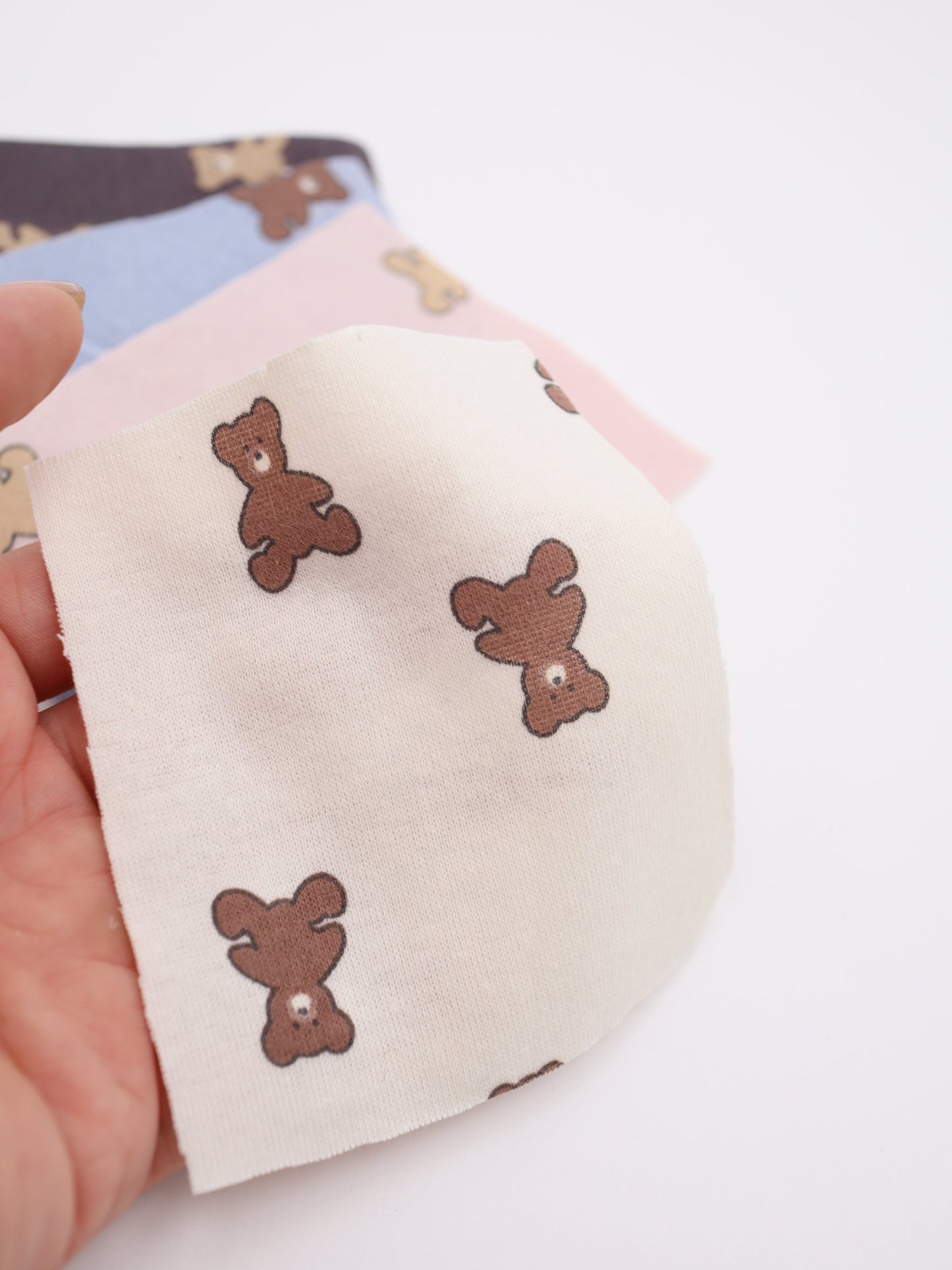 【25AW-052】クマちゃんプリントフライスニット　/0.5ｙあたり=～900円