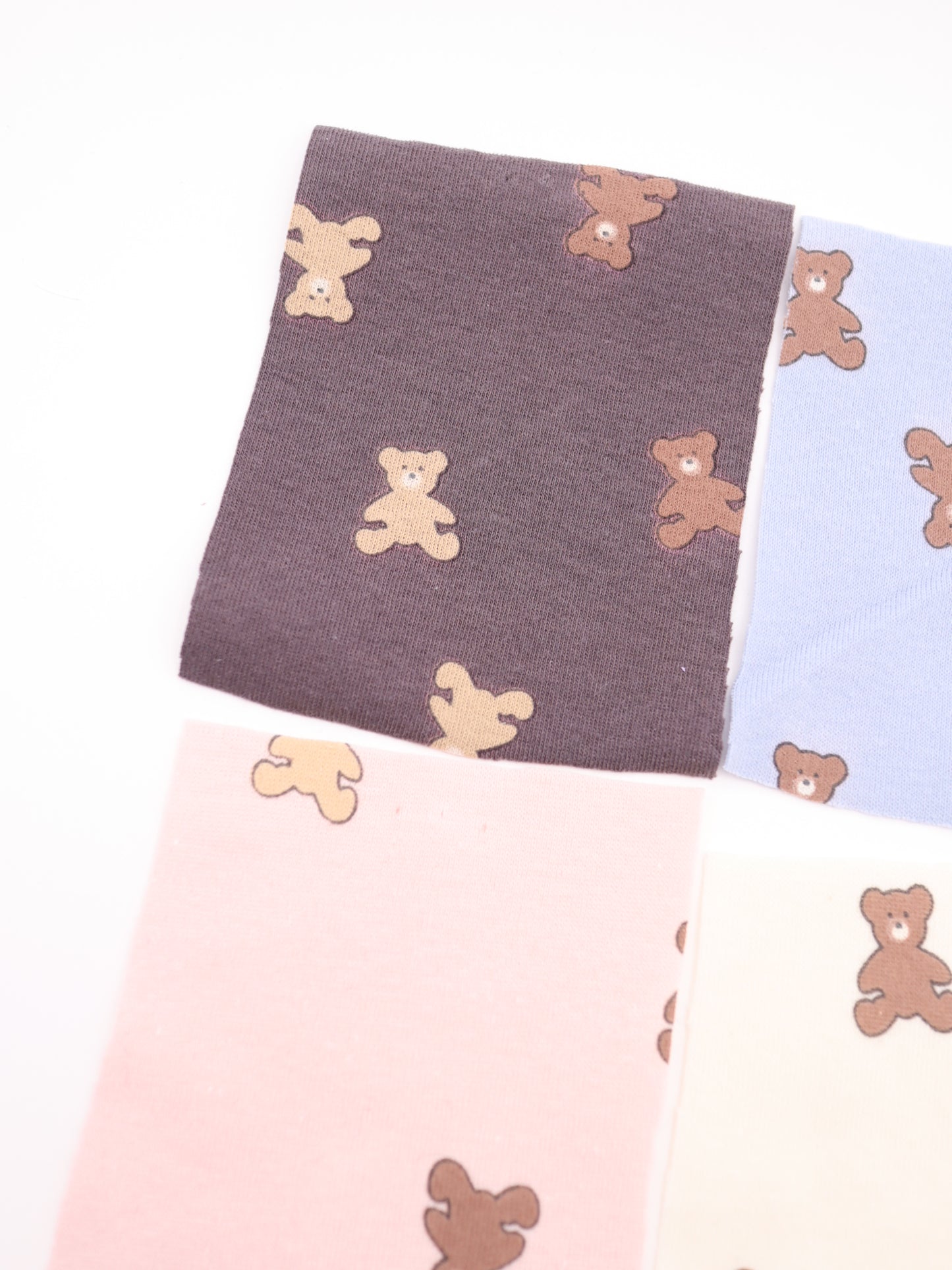 【25AW-052】クマちゃんプリントフライスニット　/0.5ｙあたり=～900円