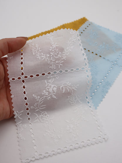 綿100%・パネルフラワー刺繍ローン生地｜【生地幅】約127センチ 【混率】綿100％｜ドッグウエア・KIDSウエア・ブラウス・雑貨向き｜26AW-241