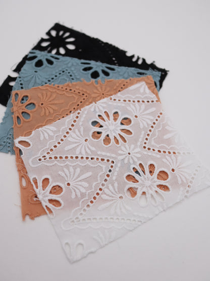 綿100%・カットワークフラワー刺繍ローン生地｜【生地幅】約132センチ 【混率】綿100％｜ドッグウエア・KIDSウエア・ブラウス・雑貨向き｜26AW-243