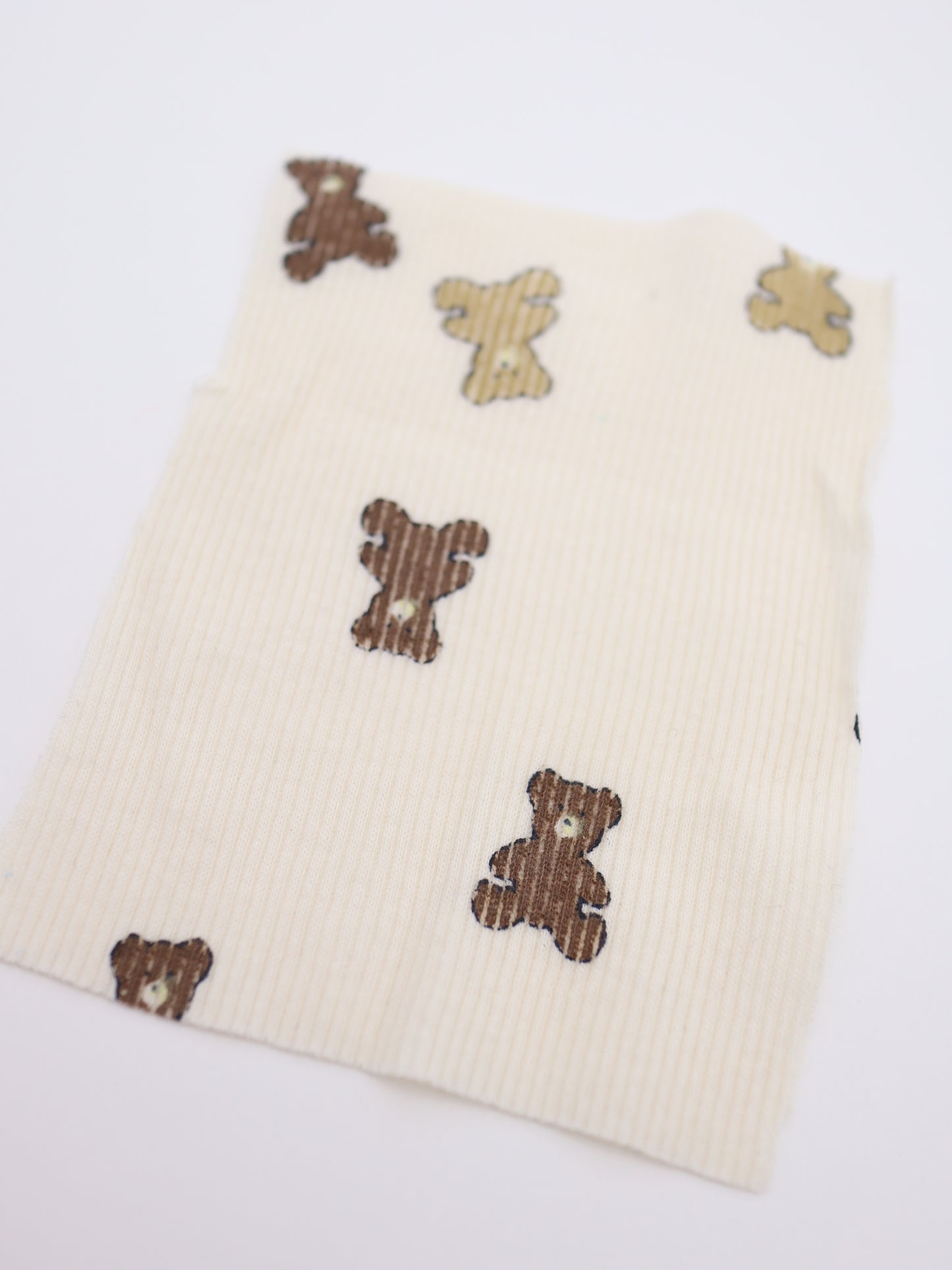 【25AW-053】くまちゃんプリントテレコニット　/0.5ｙあたり=～900円