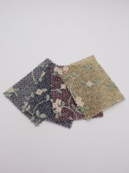 フラワー刺繍オーガンジーボンディングニットソー｜【生地幅】約142センチ 【混率】アクリル50％ポリエステル50％｜ドッグウエア・KIDSウエア・トップス・雑貨向き｜26AW-236