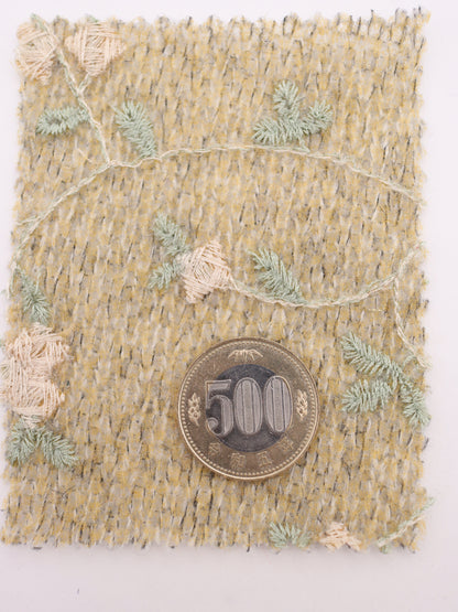 フラワー刺繍オーガンジーボンディングニットソー｜【生地幅】約142センチ 【混率】アクリル50％ポリエステル50％｜ドッグウエア・KIDSウエア・トップス・雑貨向き｜26AW-236