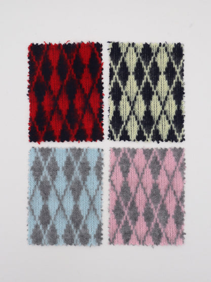 ふわふわ起毛アーガイル柄ジャガードニット｜【生地幅】約142センチ 【混率】アクリル100％｜ドッグウエア・KIDSウエア・トップス・雑貨向き｜26AW-048
