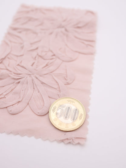 【25AW-017】立体フラワー刺繍綿ローン　/0.5ｙあたり=～1365円
