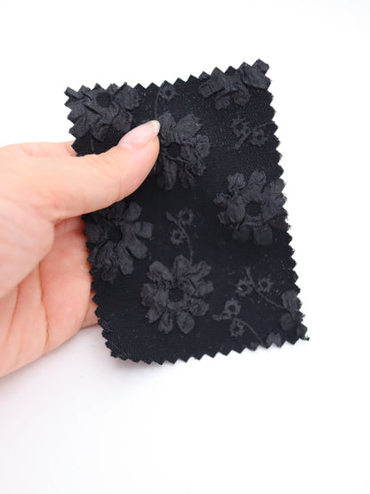 【25AW-016】エンボスフラワー柄ジャガード　/0.5ｙあたり=～695円