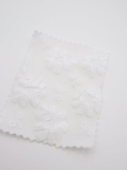 【25AW-016】エンボスフラワー柄ジャガード　/0.5ｙあたり=～695円