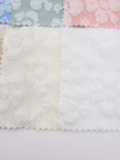 【25AW-015】エンボスフラワー柄ジャガード　/0.5ｙあたり=～695円