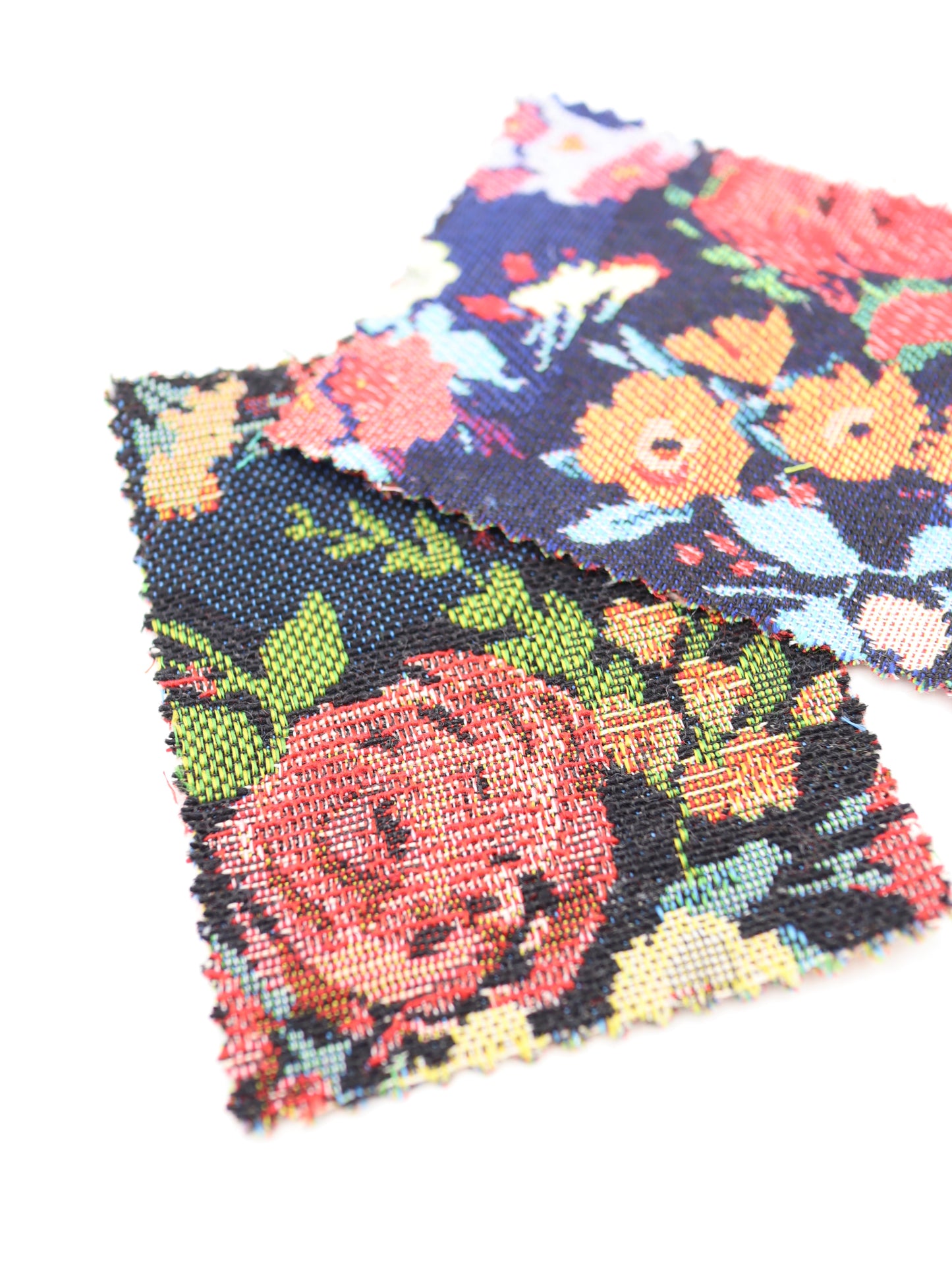 【25AW-043】フラワー柄ゴブラン　/0.5ｙあたり=～1135円