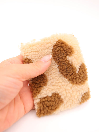 【25AW-033】ぶち＆ヒョウ柄ボアニット　/0.5ｙあたり=～1075円