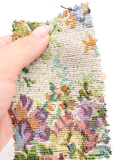 【25AW-044】フラワー柄ゴブラン　/0.5ｙあたり=～1045円