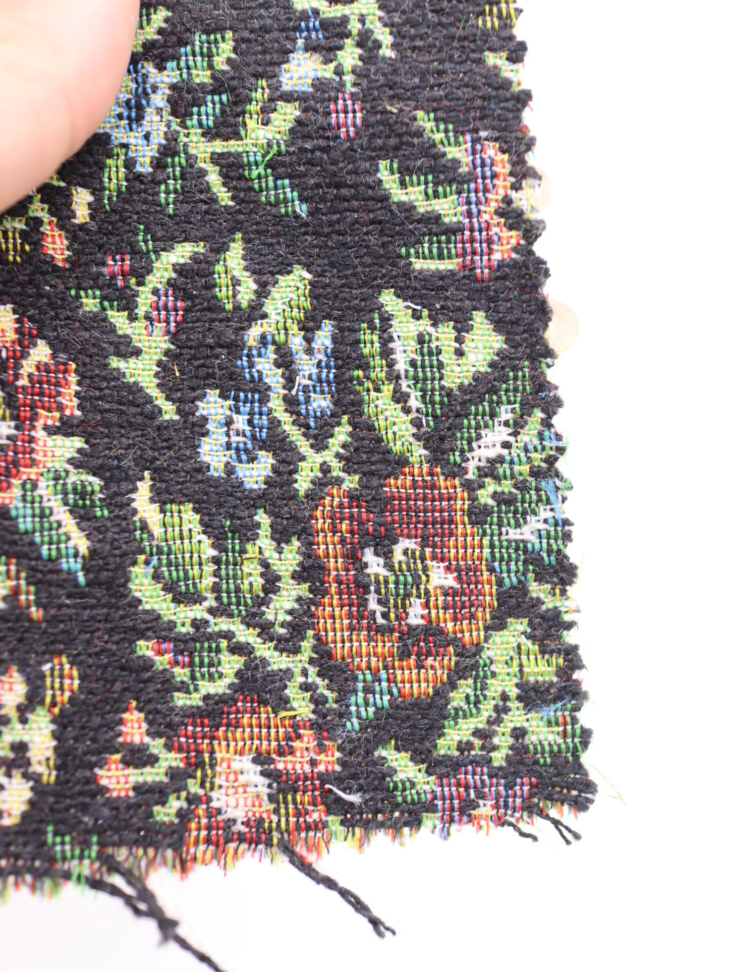 【25AW-044】フラワー柄ゴブラン　/0.5ｙあたり=～1045円