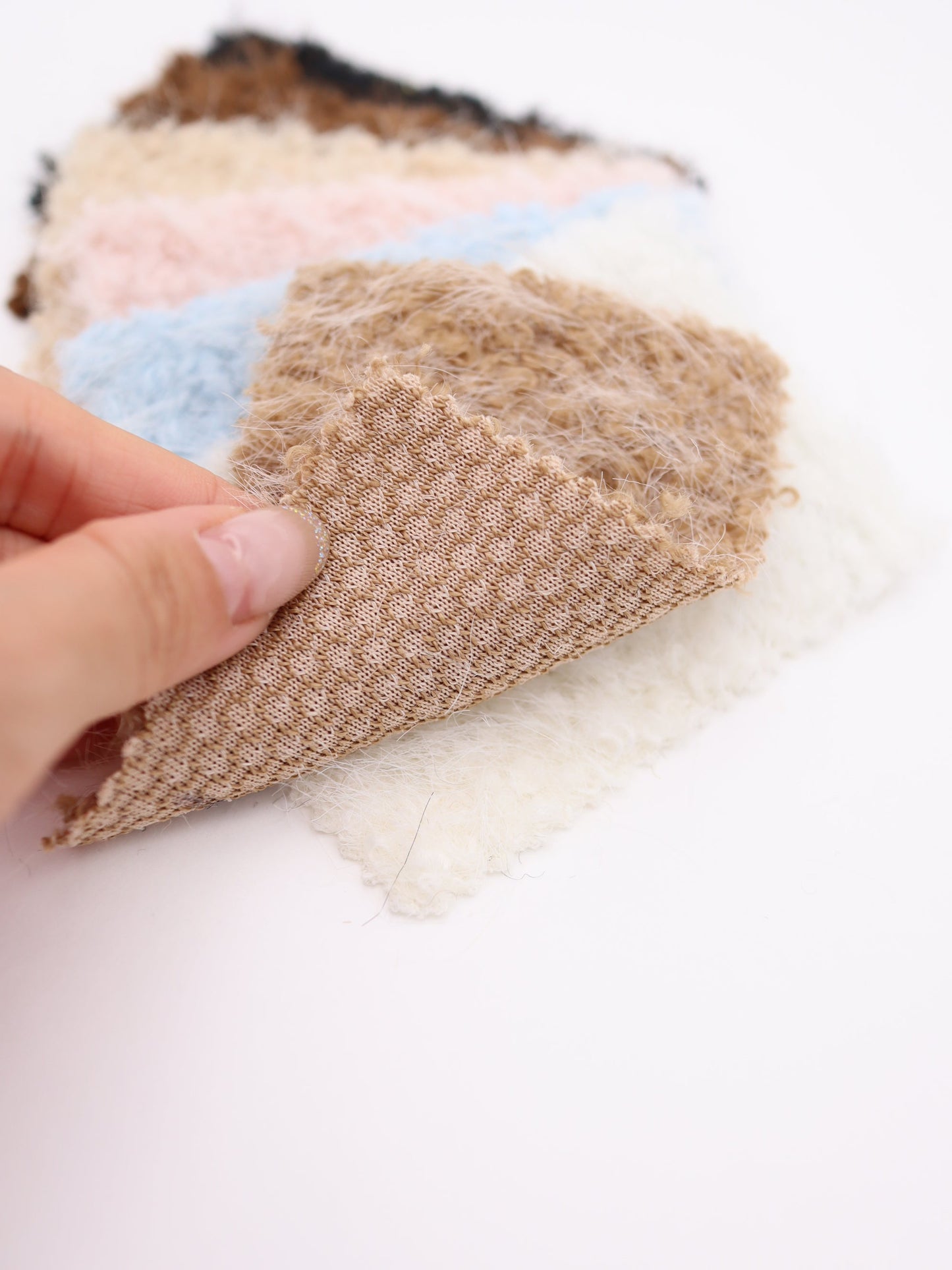 【25AW-034】ふわふわシャギーループニット　/0.5ｙあたり=～975円