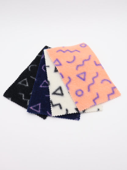 【25AW-031】幾何柄プリント両面起毛ニット　/0.5ｙあたり=～880円