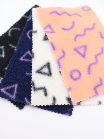 【25AW-031】幾何柄プリント両面起毛ニット　/0.5ｙあたり=～880円