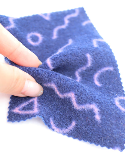 【25AW-031】幾何柄プリント両面起毛ニット　/0.5ｙあたり=～880円