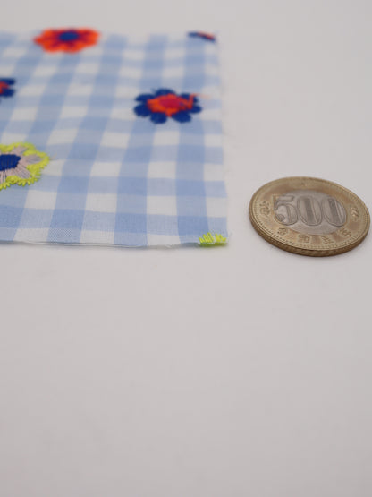 カラフルレトロフラワー刺繍ギンガムチェックローン｜【生地幅】約127センチ 【混率】ポリエステル100％｜ドッグウエア・KIDSウエア・雑貨・衣装向き｜26AW-283