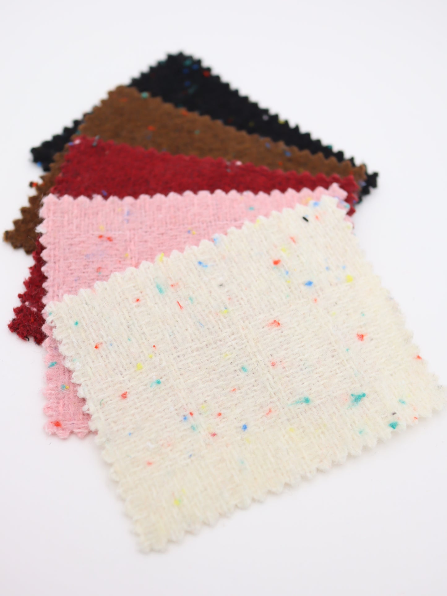 【25AW-036】ウール混カラフルつぶつぶツイード　/0.5ｙあたり=～1160円