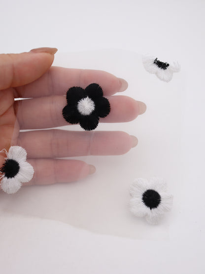 レトロフラワー刺繍オーガンジー｜【生地幅】約127センチ 【混率】ポリエステル100％｜ドッグウエア・KIDSウエア・雑貨・衣装向き｜26AW-284